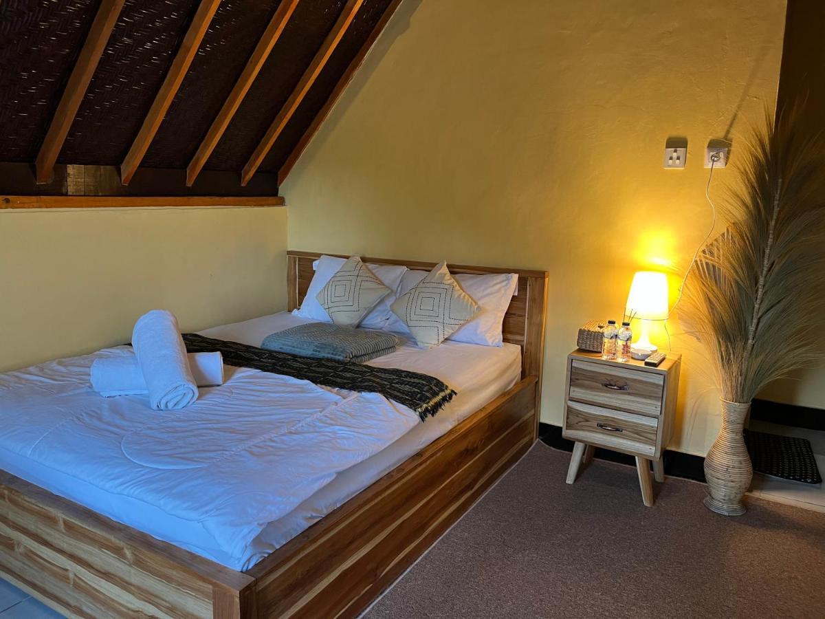 Semadi Mountview Appartement Baturaja  Buitenkant foto